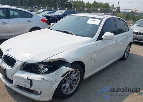 2010 BMW 328 z USA, uszkodzony, nr VIN WBAPH7G56ANM53350